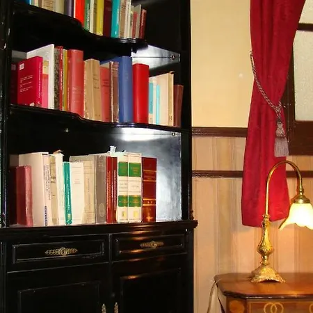 Casa Rural Piedrahíta ( Art Déco )